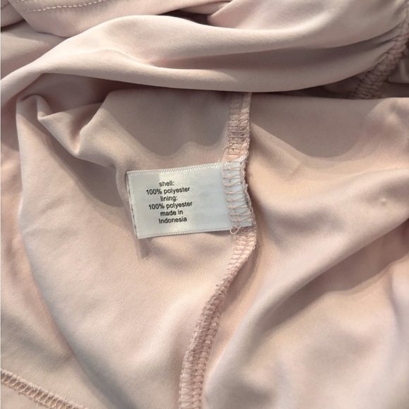 Lane Bryant Ruffled V-Neck Top. Women’s Sz-22 3X Pink Floral. EUC Flattering. - Picture 7 of 10